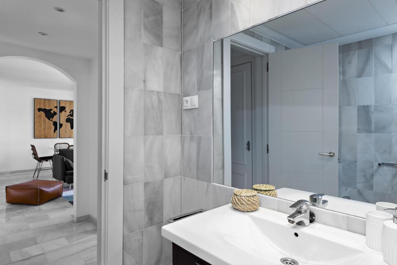 Two Bedroom Apartment In Puerto Banus With Terrace Marbella Eksteriør bilde