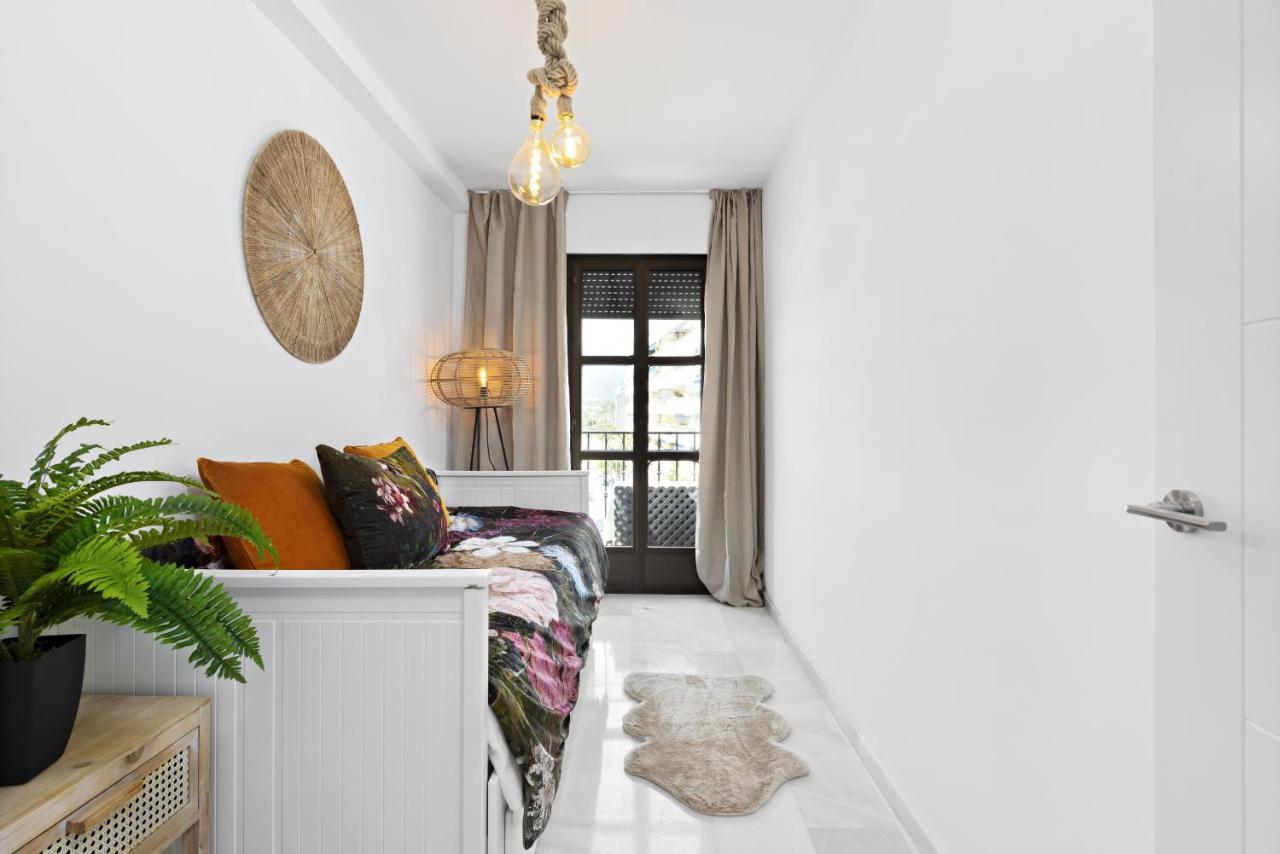Two Bedroom Apartment In Puerto Banus With Terrace Marbella Eksteriør bilde